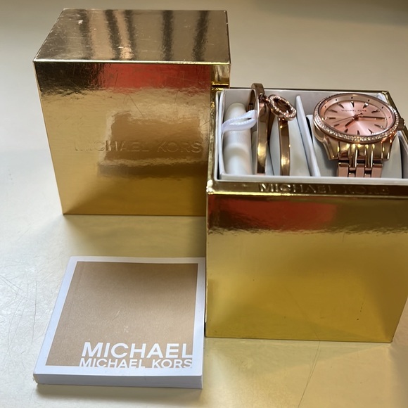 Michael Kors Watch and bangle set